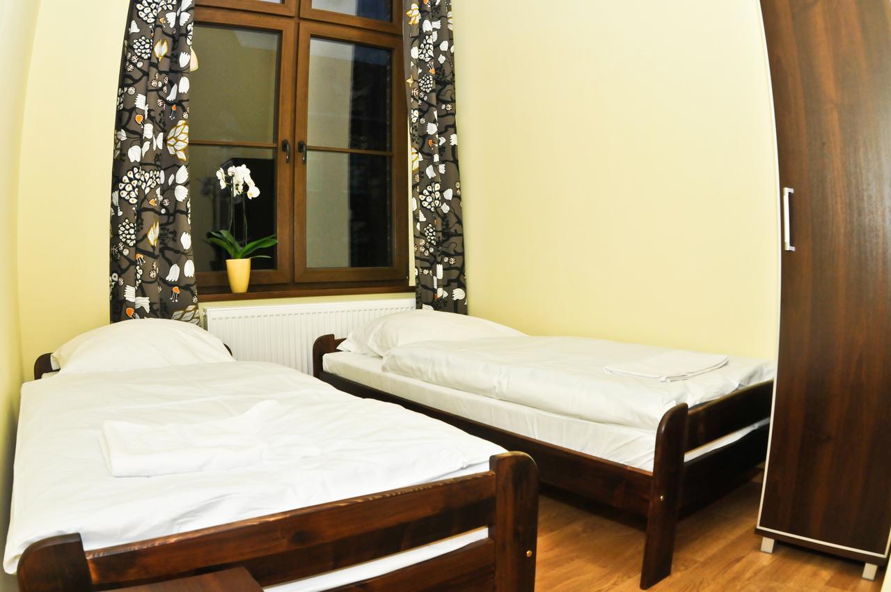 Big City Hostel 弗罗茨瓦夫 外观 照片