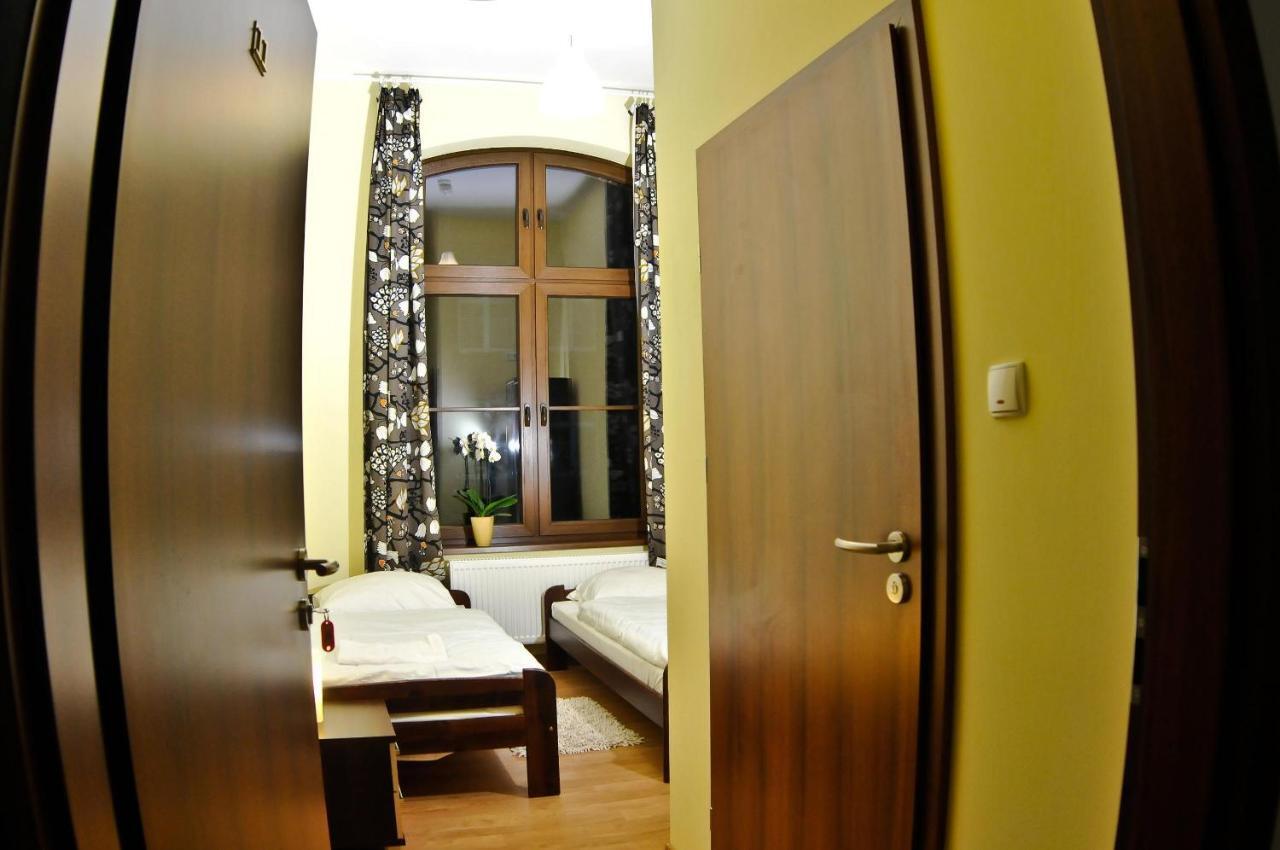 Big City Hostel 弗罗茨瓦夫 外观 照片